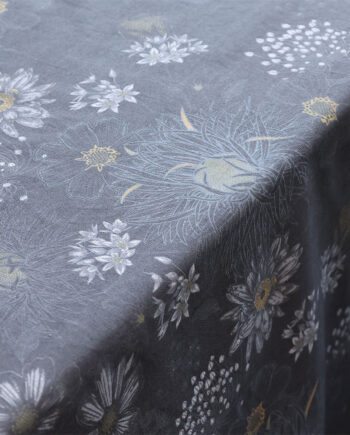 Chic Antique Aix Dug Med Blomster